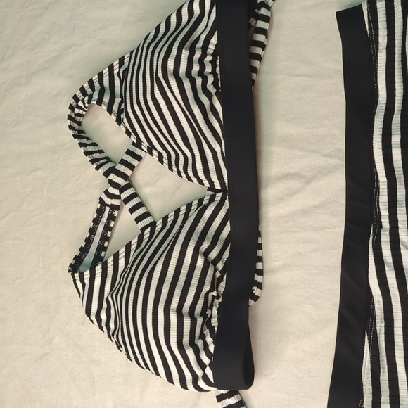 2/$25-Quintsoul Striped "Lean on Me" Highrise Tie Back Bikini Set NWOT - Picture 9 of 13